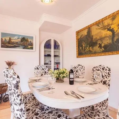 Awesome In With Kitchen Holiday home Benalmadena