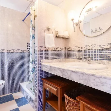 Awesome In With Kitchen