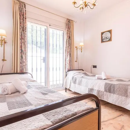 Awesome In With Kitchen Benalmadena